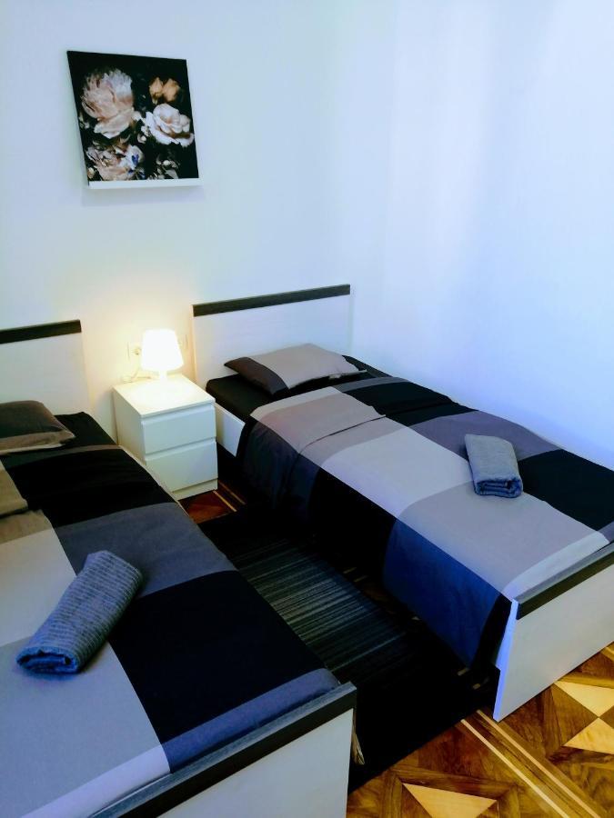 Zpula Center Studio Apartments Eksteriør billede