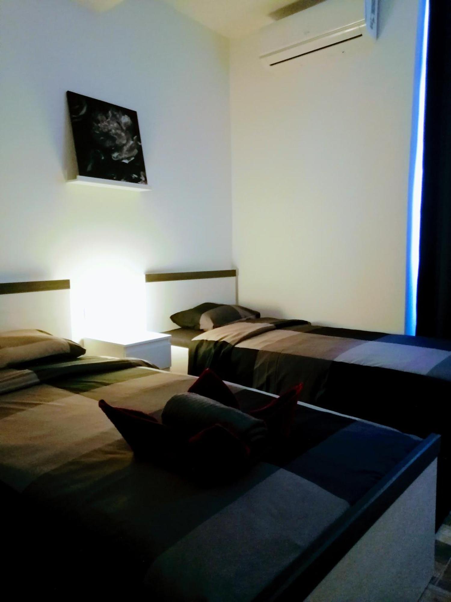 Zpula Center Studio Apartments Eksteriør billede